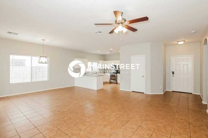 12914 W Rosewood Dr - Photo 2 of 15