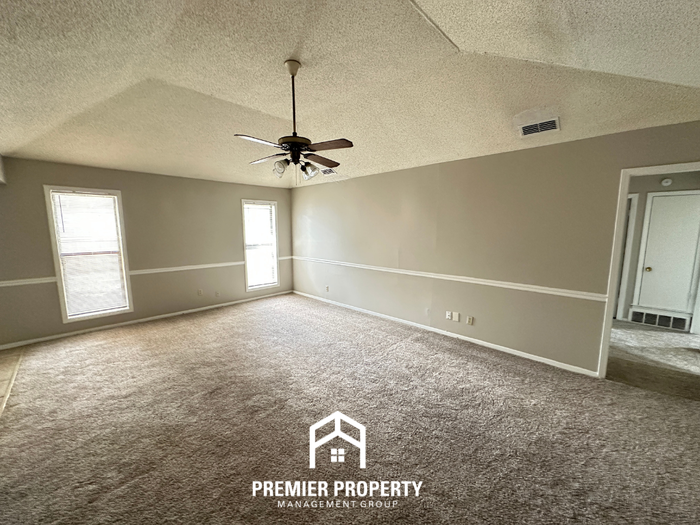 4591 Country Brook Dr - Photo 3 of 21