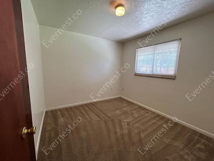 906 1/2 Carlisle St - Photo 6 of 15