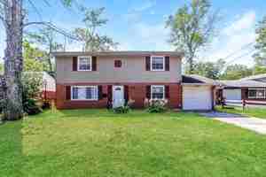 featured image of 8585 Sunlight Dr