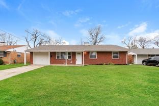 864 Tivoli Ln - Photo 1 of 1