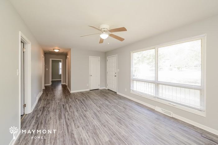 3720 Rolling Rd - Photo 3 of 11