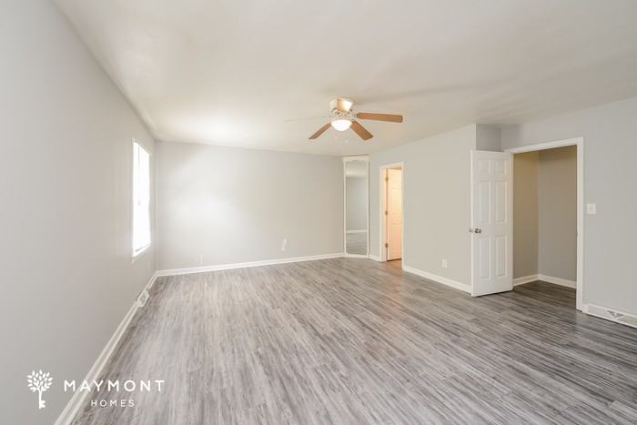 3720 Rolling Rd - Photo 6 of 11