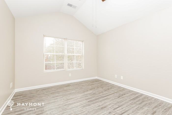 909 Battleview Pl - Photo 7 of 12