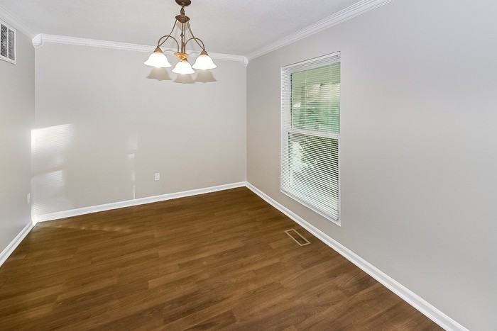 105 Tecumseh Trl - Photo 4 of 9