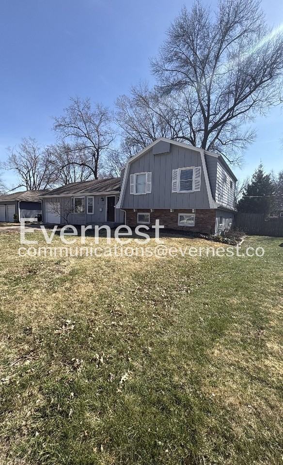 7701 W 95th Ter - Photo 3 of 33