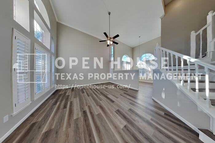 9658 Therrell Dr - Photo 5 of 23