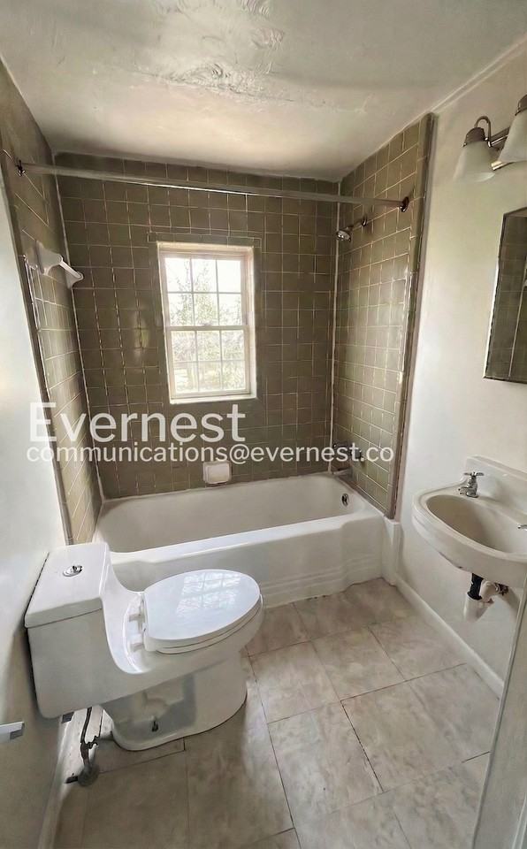 218 73rd St N - Photo 7 of 16