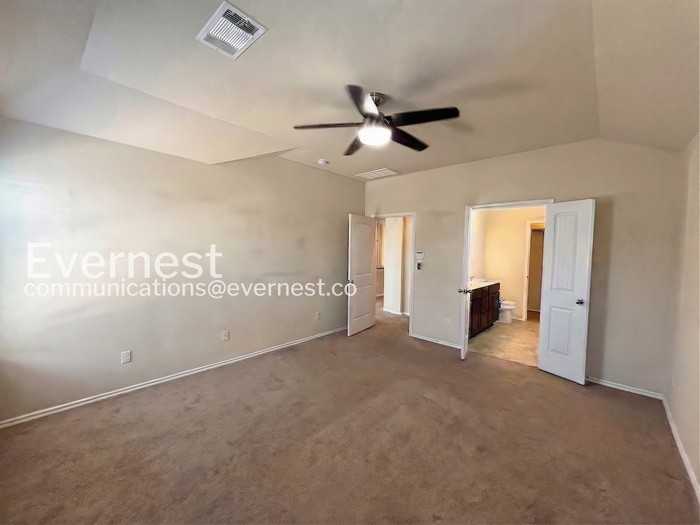 12904 Tinker St - Photo 6 of 19
