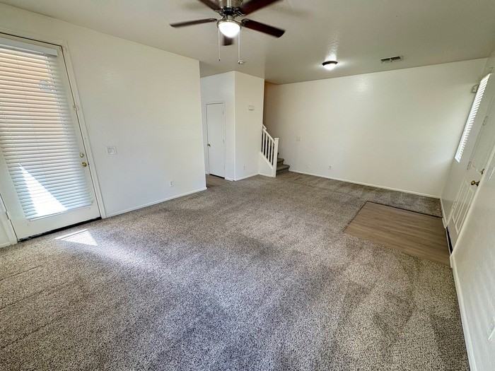 10017 W Williams St - Photo 5 of 28