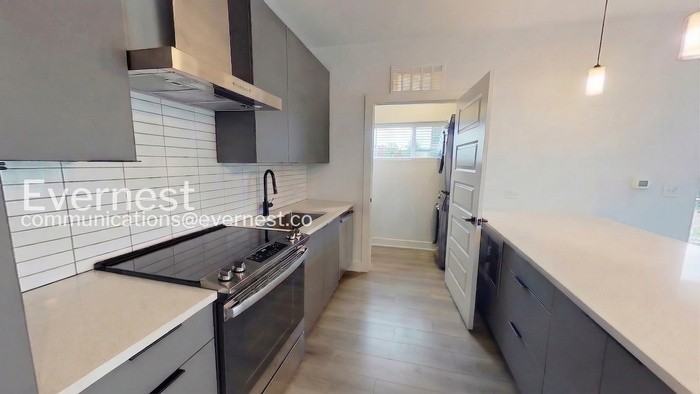 2220 Webberville Rd - Photo 3 of 23