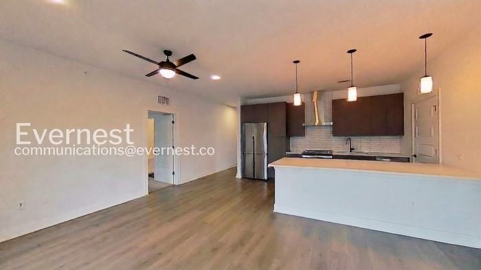 2220 Webberville Rd - Photo 4 of 23