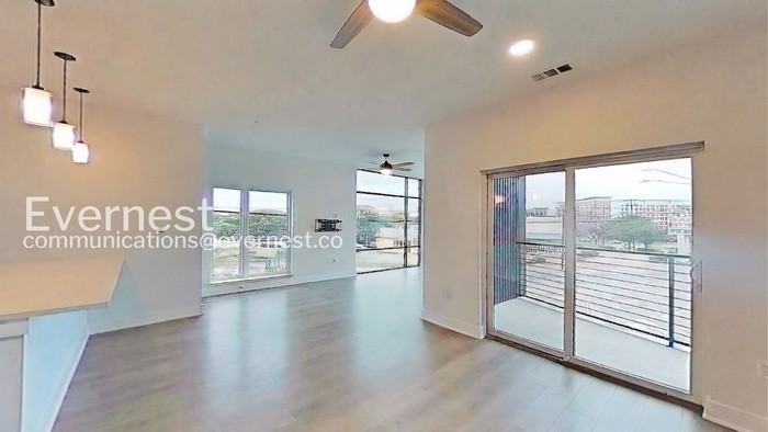 2220 Webberville Rd - Photo 5 of 23