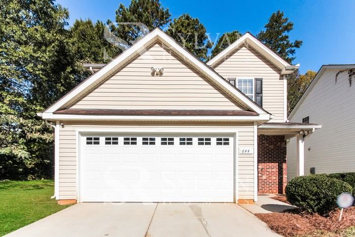 644 Stillgreen Ln - Photo 3 of 16