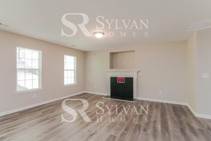 644 Stillgreen Ln - Photo 5 of 16