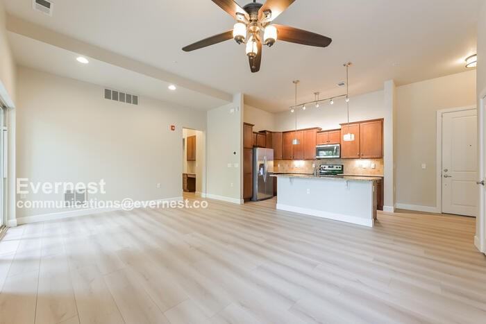 305 Inverness Way S #102 - Photo 5 of 22