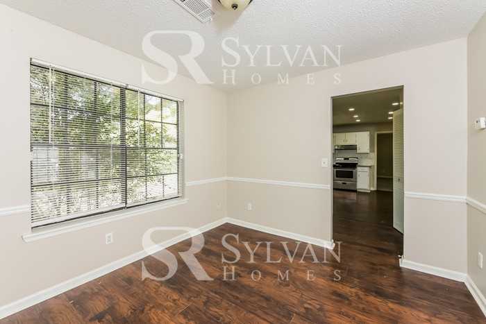 1078 Forest East Dr - Photo 6 of 16