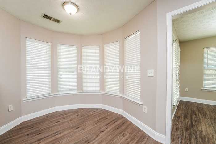 115 Shelby Oaks Trl - Photo 6 of 22