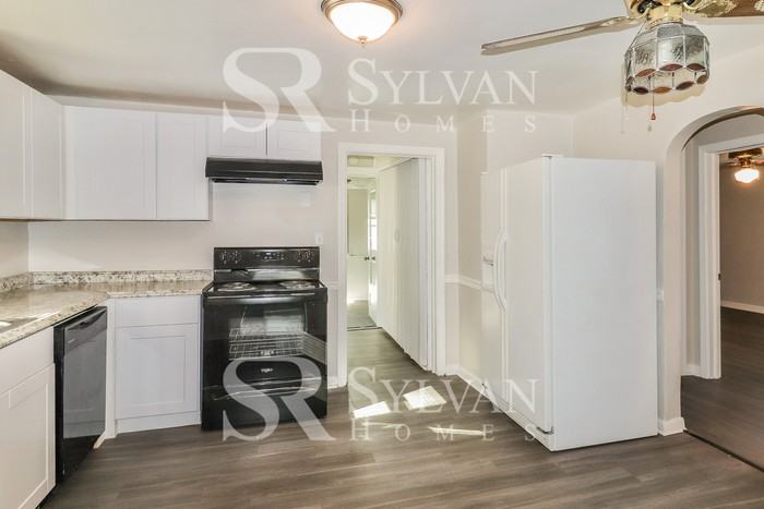 270 Mayo Rd - Photo 6 of 16