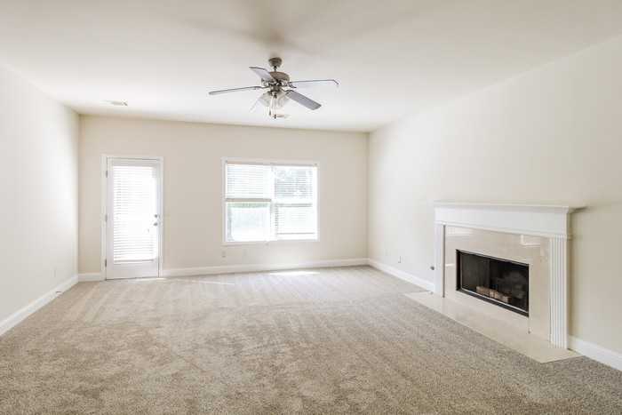 3951 Lucas Ln - Photo 2 of 15