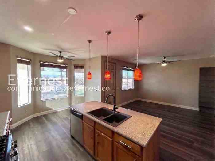 2701 Old Bear Canyon St - Photo 5 of 30