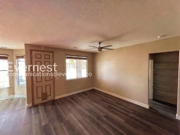 2701 Old Bear Canyon St - Photo 7 of 30