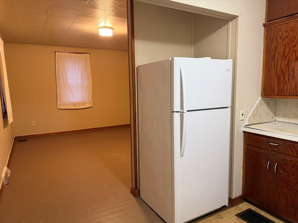 511 N Vine St #0 - Photo 3 of 11