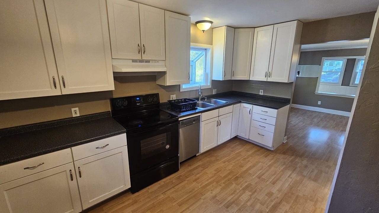 35 Jackson St #NA - Photo 5 of 24