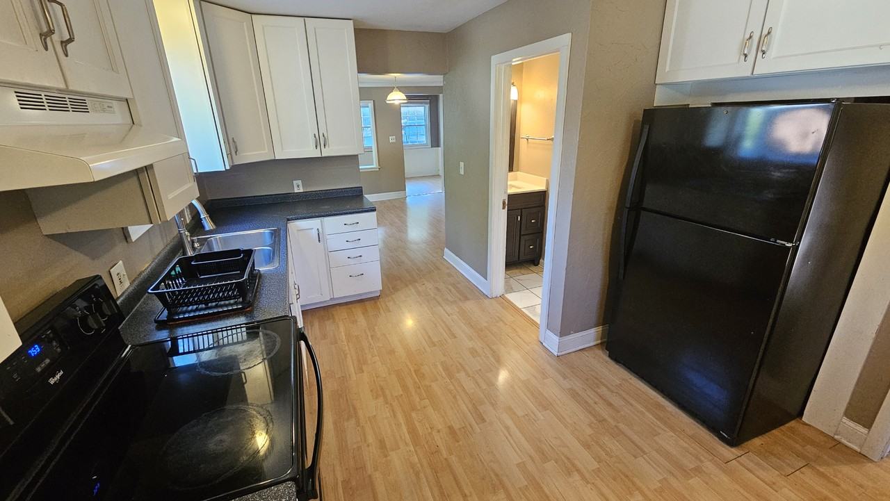 35 Jackson St #NA - Photo 6 of 24