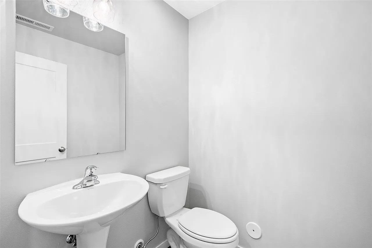 1435 Winterberry Ln #NA - Photo 7 of 19