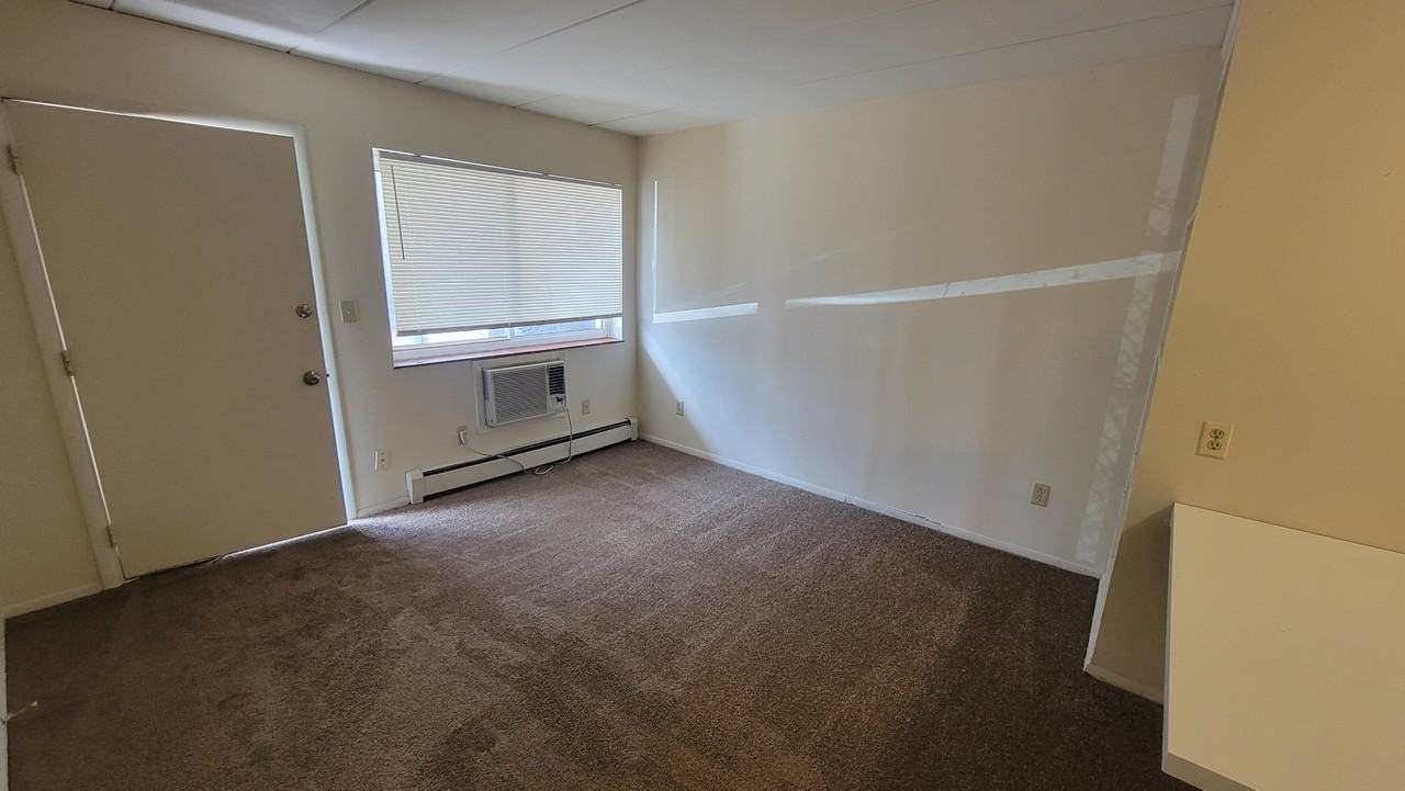 409 Sherman St #4 - Photo 2 of 6