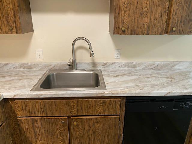 410 W Winnie Ln #12 - Photo 4 of 8