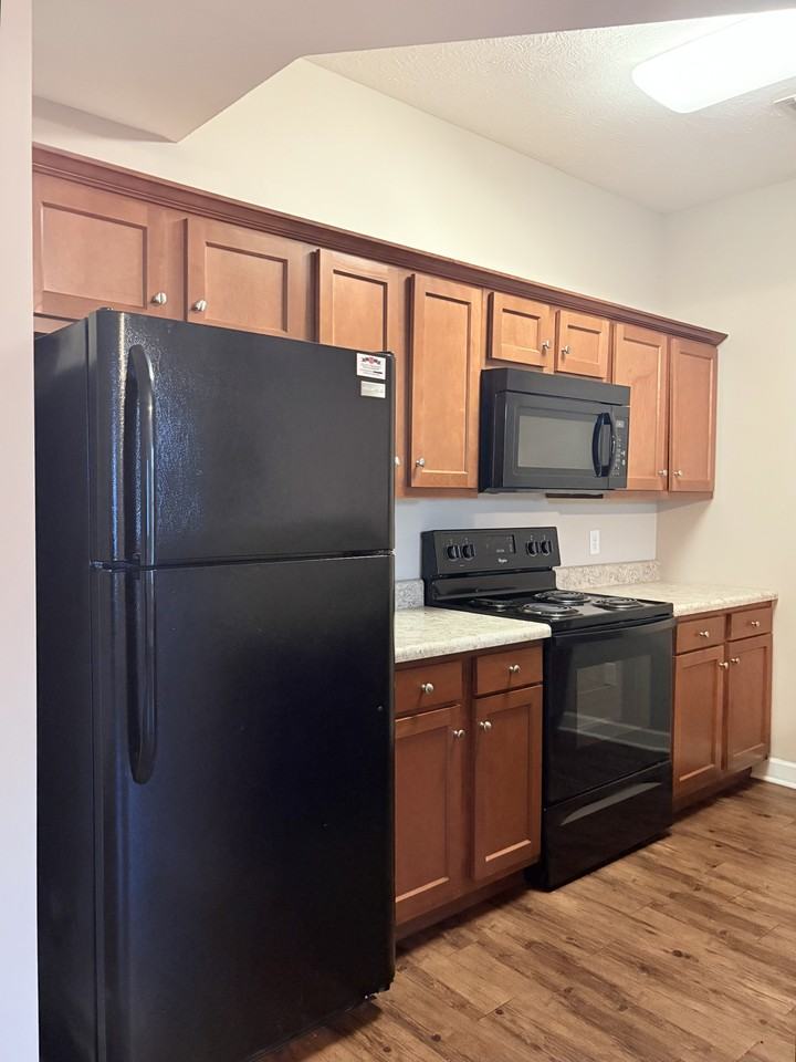 306 Moss Creek Ave #A - Photo 4 of 16