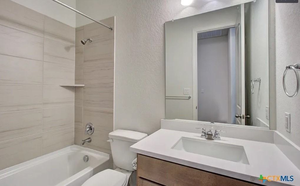 880 Farmhouse Trl #NA - Photo 5 of 10