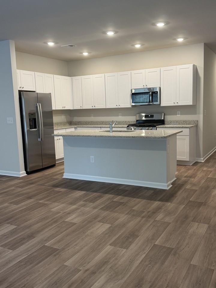 1103 Tibetan St #NA - Photo 7 of 13