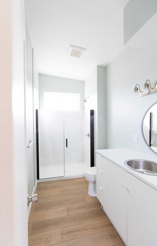 1350 S 300 E #B - Photo 6 of 34