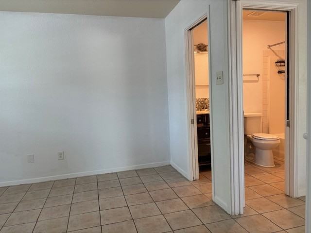 411 8th St #B - Photo 7 of 15