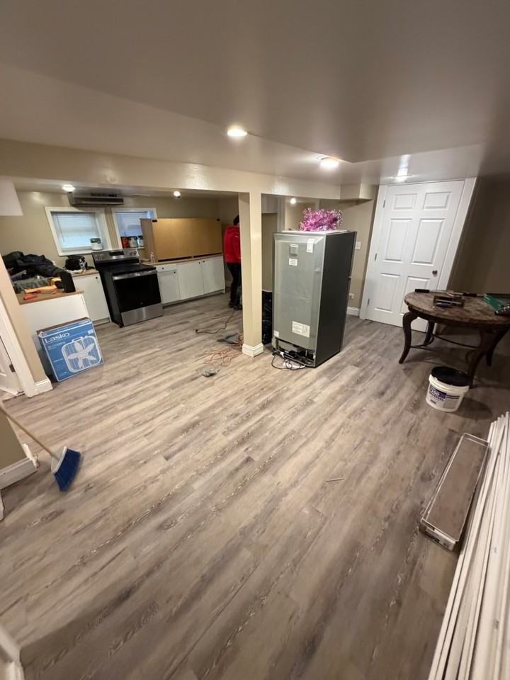 4946 West School Street #G - Photo 2 of 9