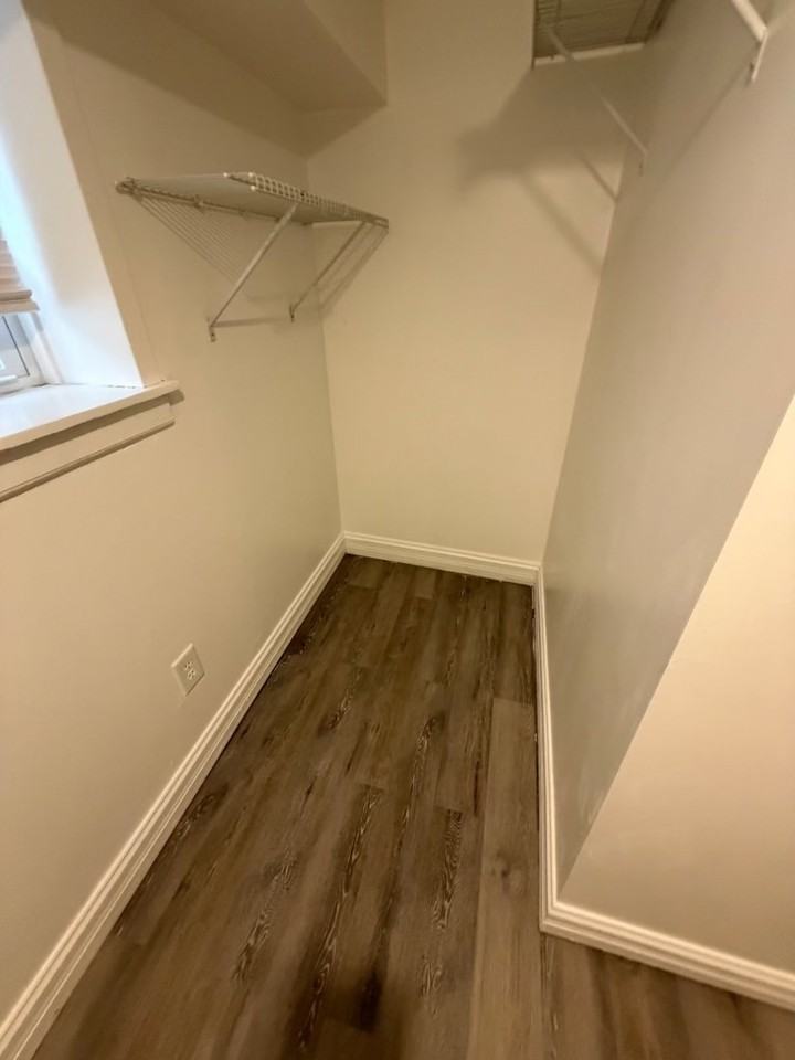 4946 West School Street #G - Photo 4 of 9