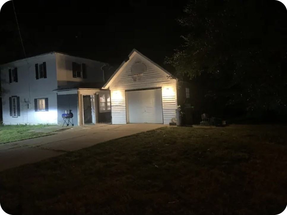 301 W Luverne St #NA - Photo 2 of 14