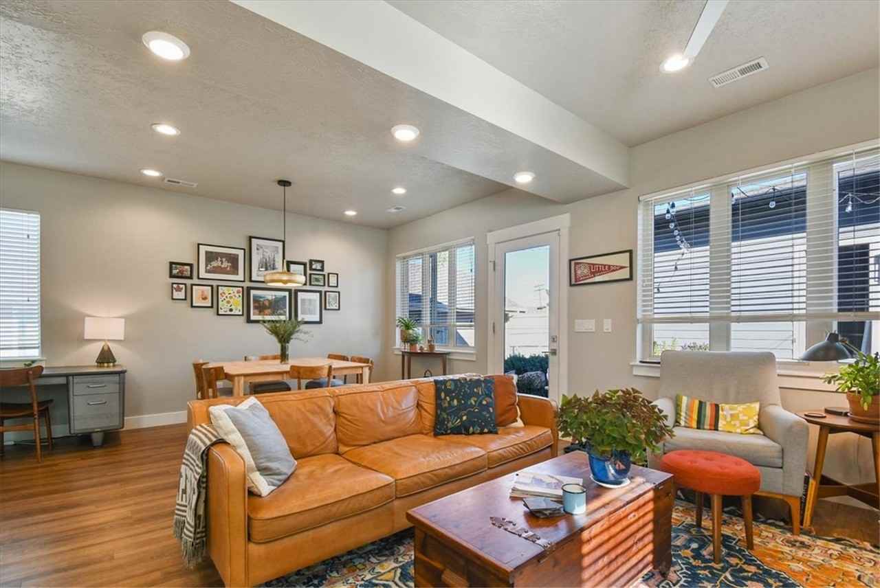 514 S 22Nd St - Photo 5 of 22