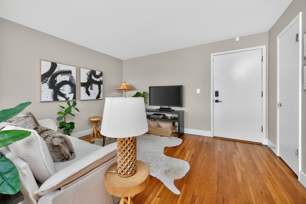 The Flats at Wasson Way - Photo 2 of 25