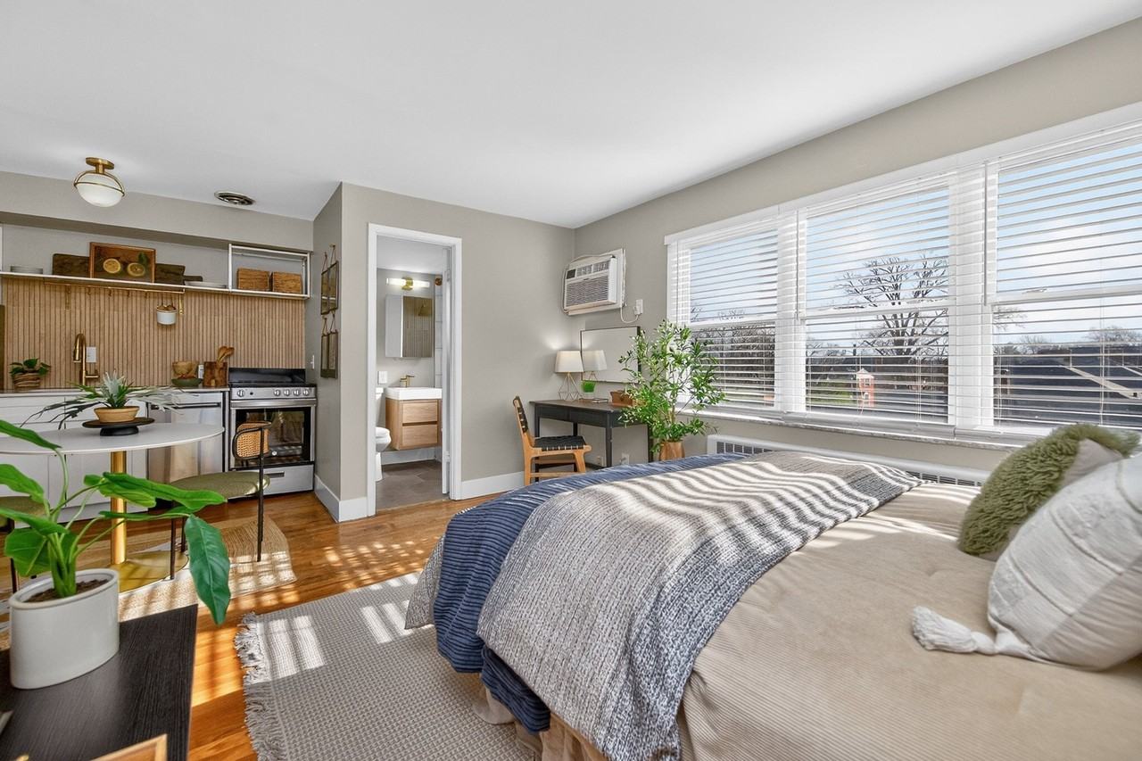 The Flats at Wasson Way - Photo 6 of 25