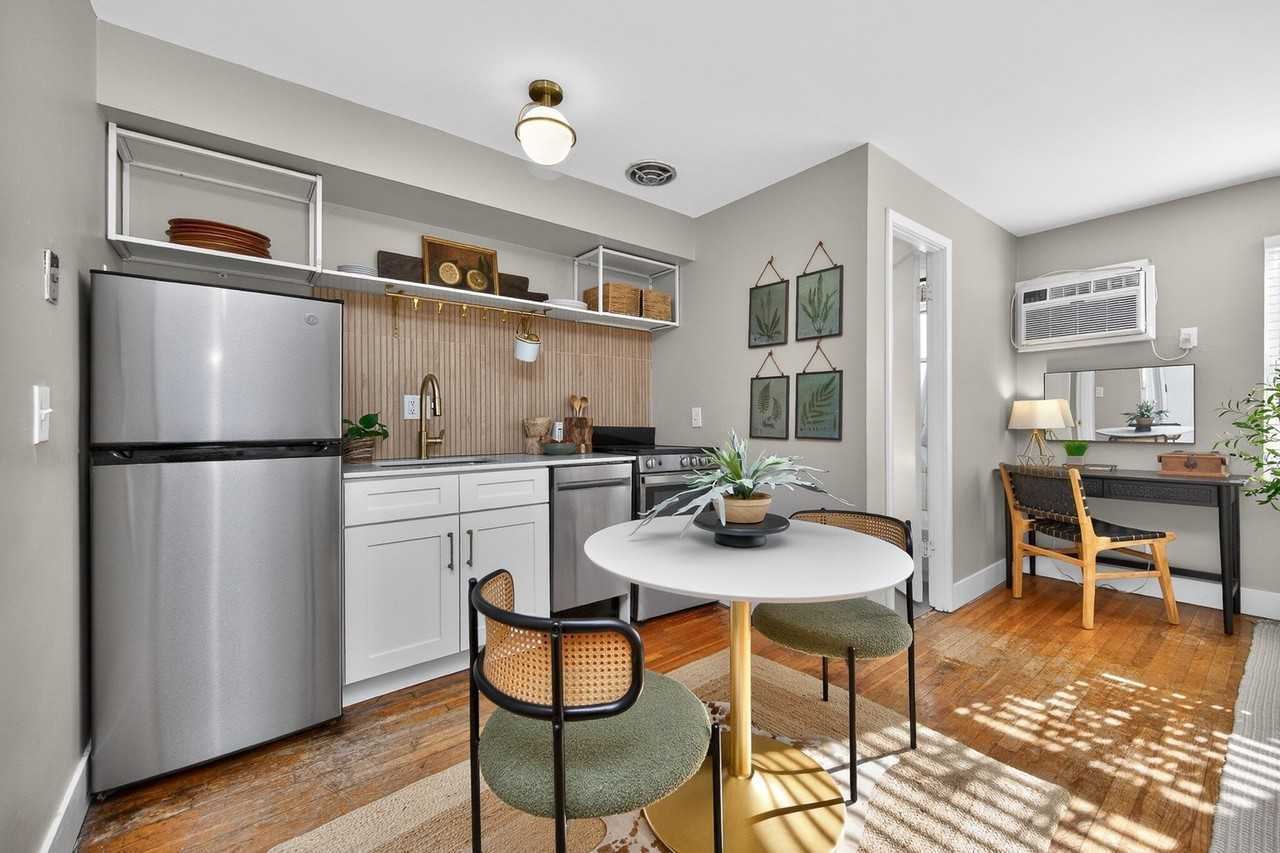 The Flats at Wasson Way - Photo 7 of 25