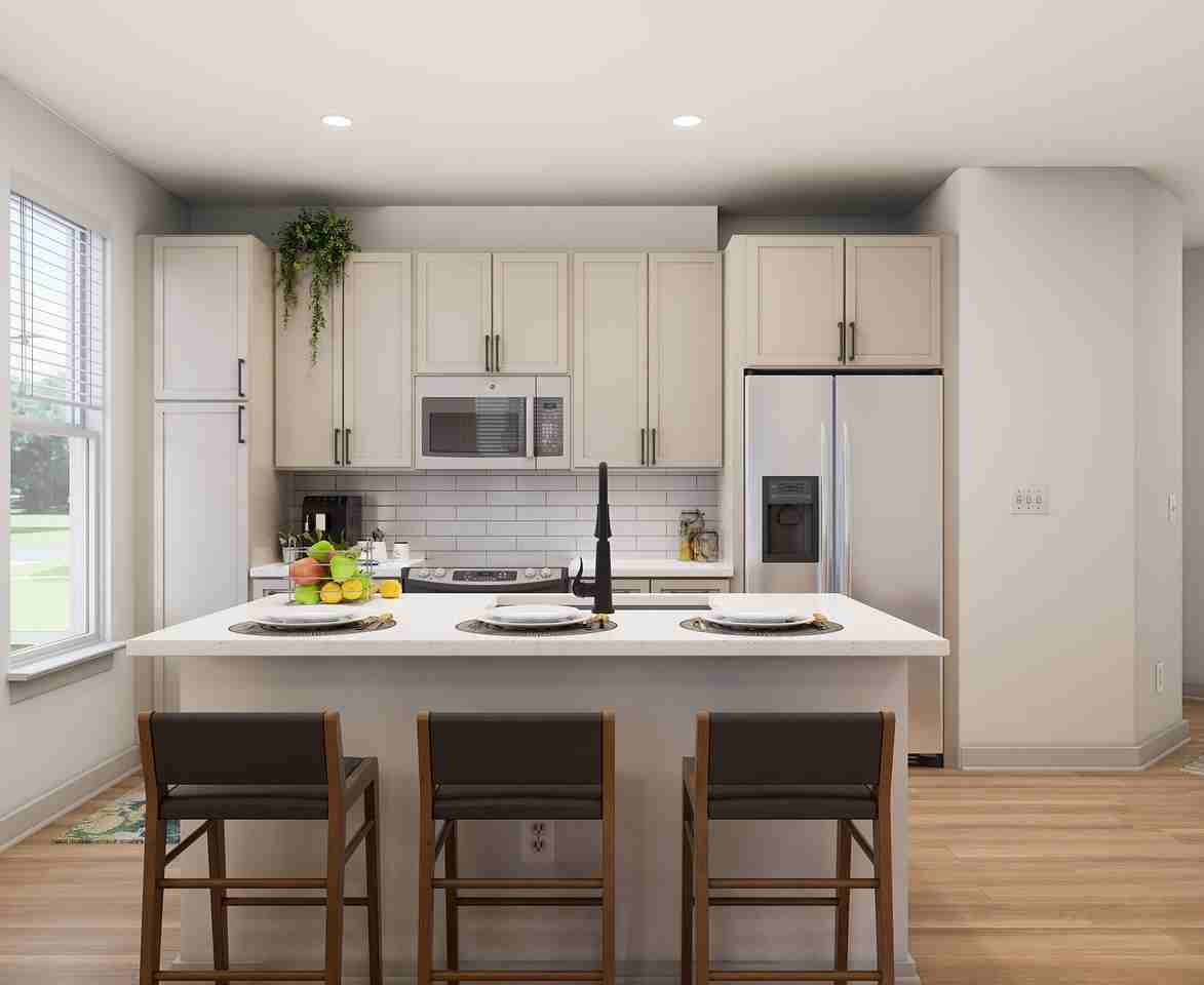 District South - Photo 4 of 34