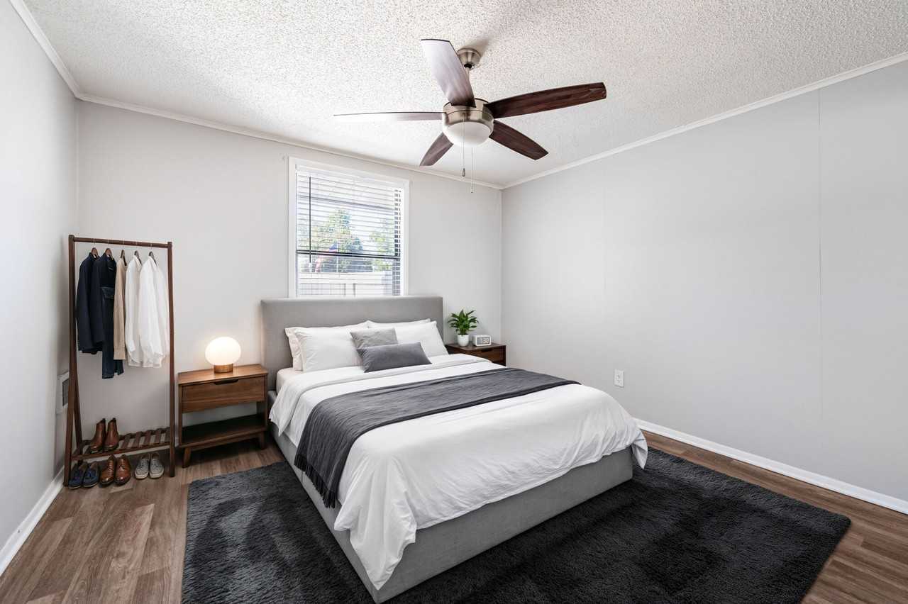Canyon and Knox Landing Apartments - Photo 7 of 16