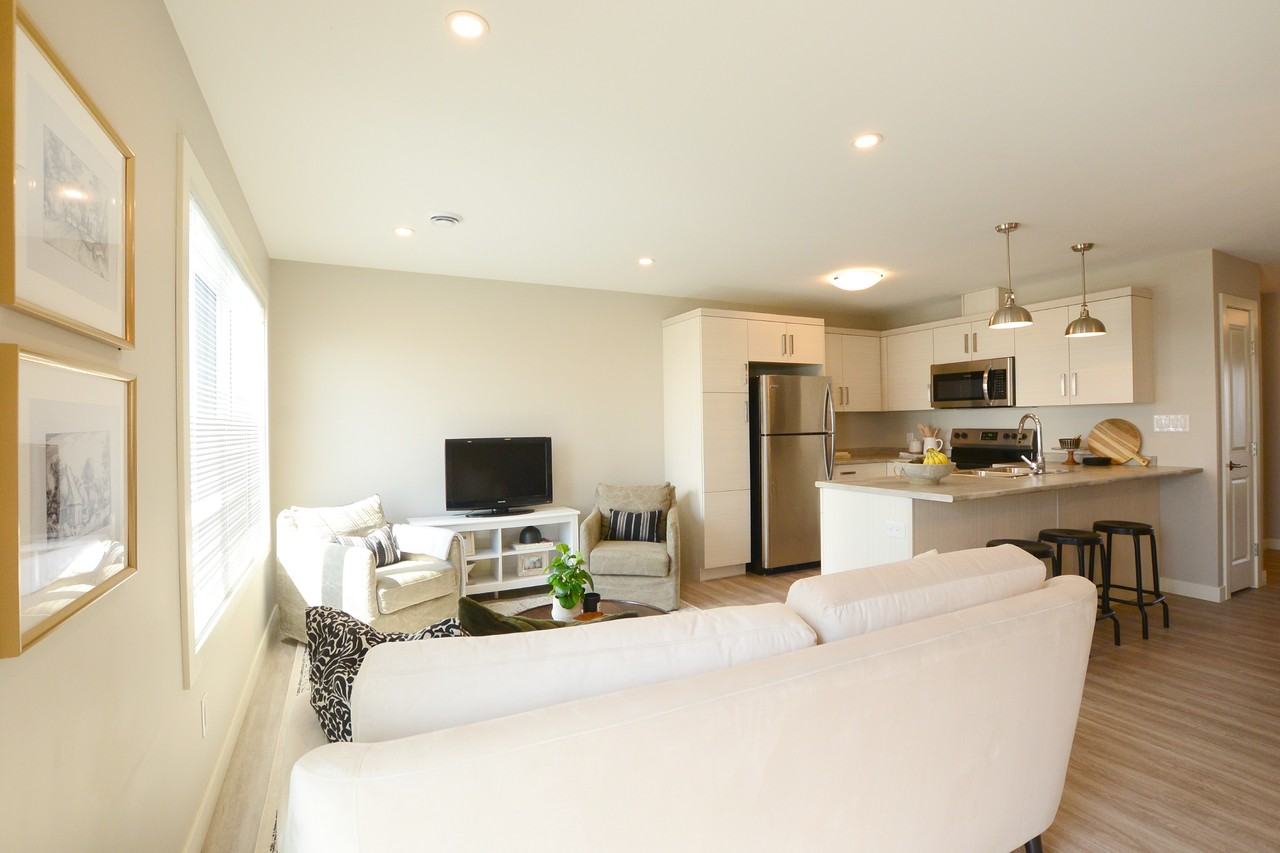 51 & 61 Edgemont Place - Photo 4 of 44