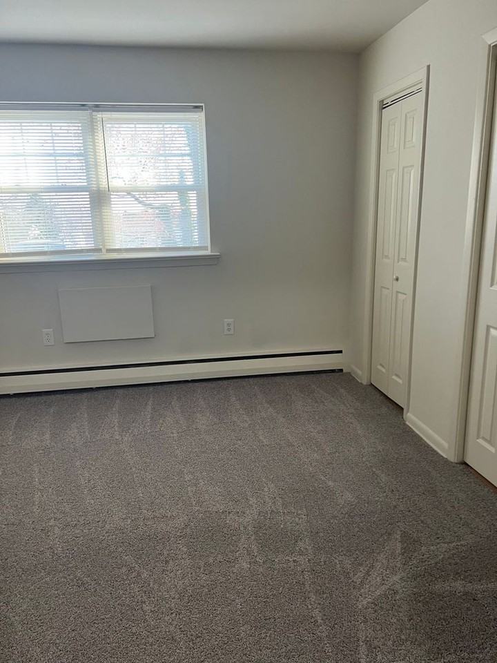 Prospect Court Apartments - Photo 7 of 14