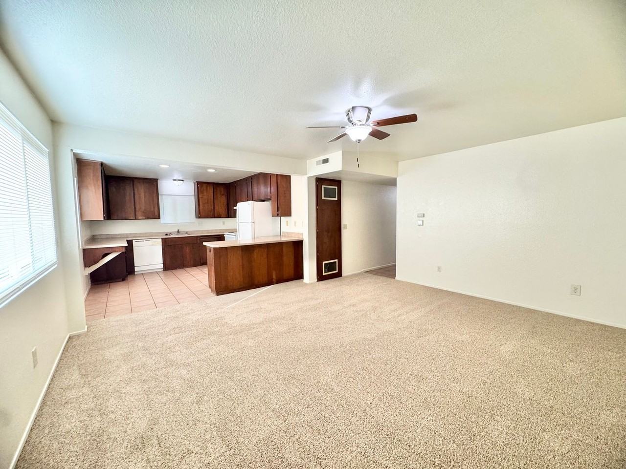 Graduate Gardens - Photo 2 of 36