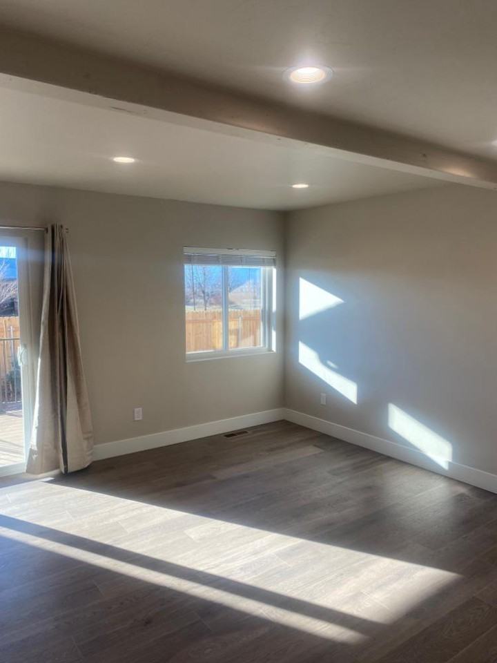 4431 Deveraux Pl Unit B - Photo 7 of 20